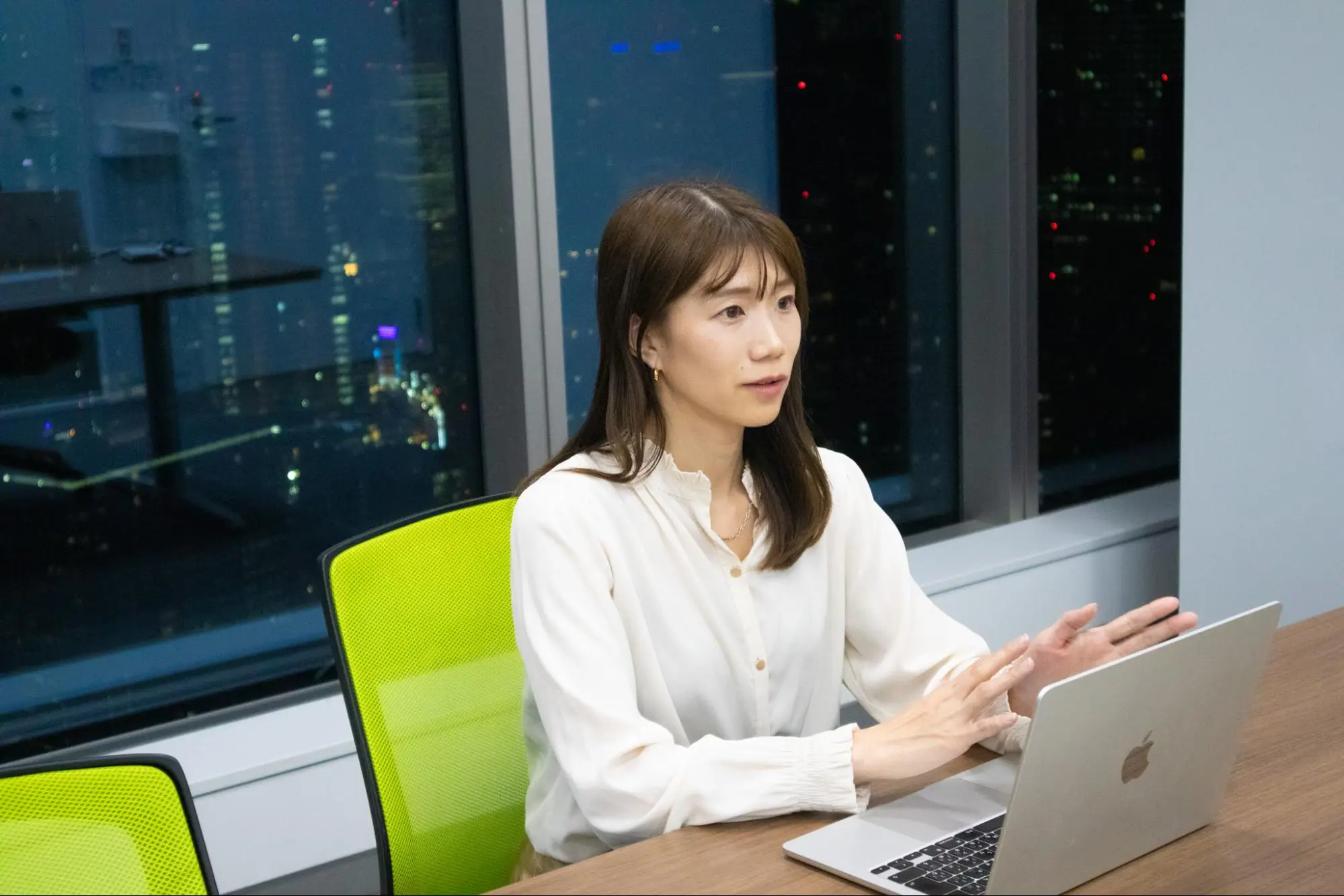 「ビジネスの“体幹”はここで鍛える」。私がファーストキャリアに「広告営業」を選んだ理由（執行役員/三ツ中）の画像